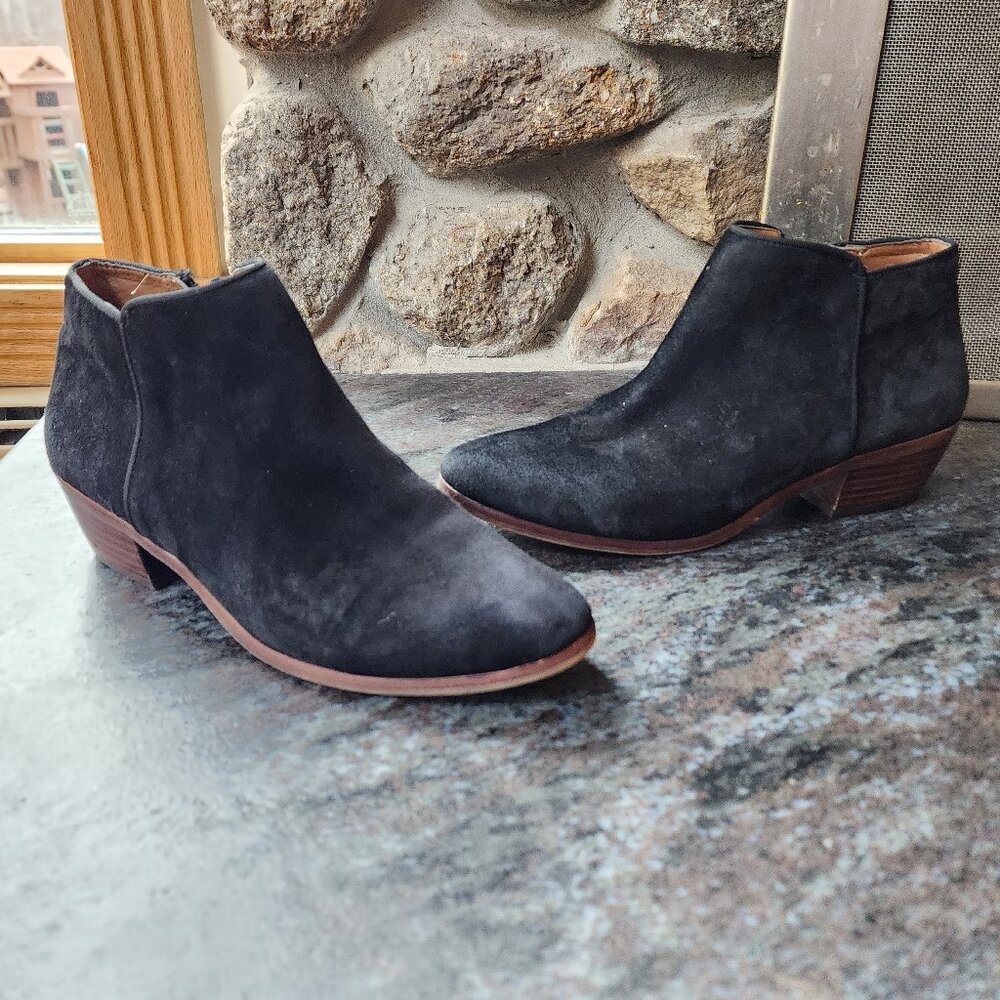 Sam Edelman Black Suede Petty Ankle Bootie Size 8M
